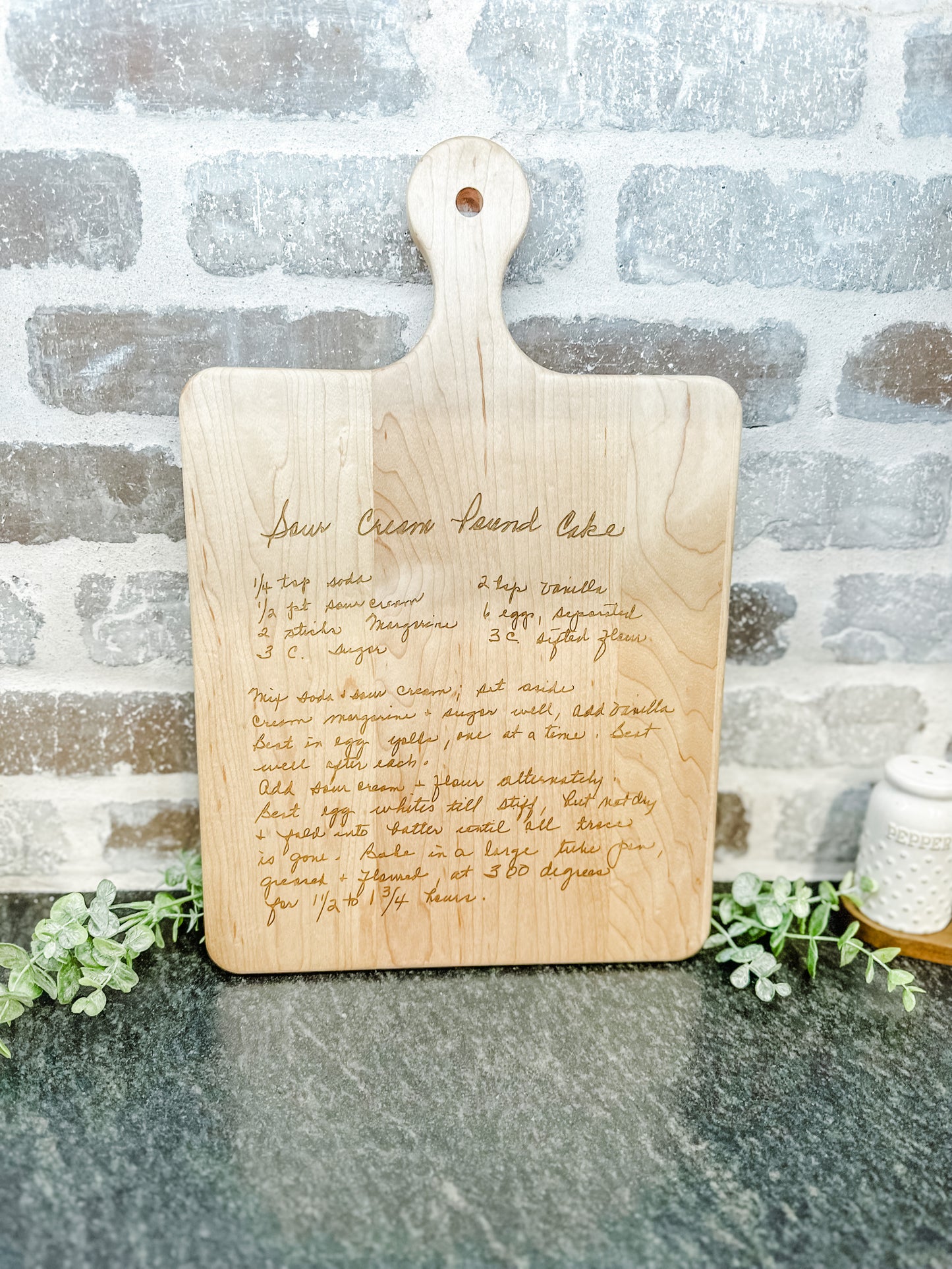 10.5" x 16" Personalized Handled Cutting Board - Walnut, Cherry or Maple