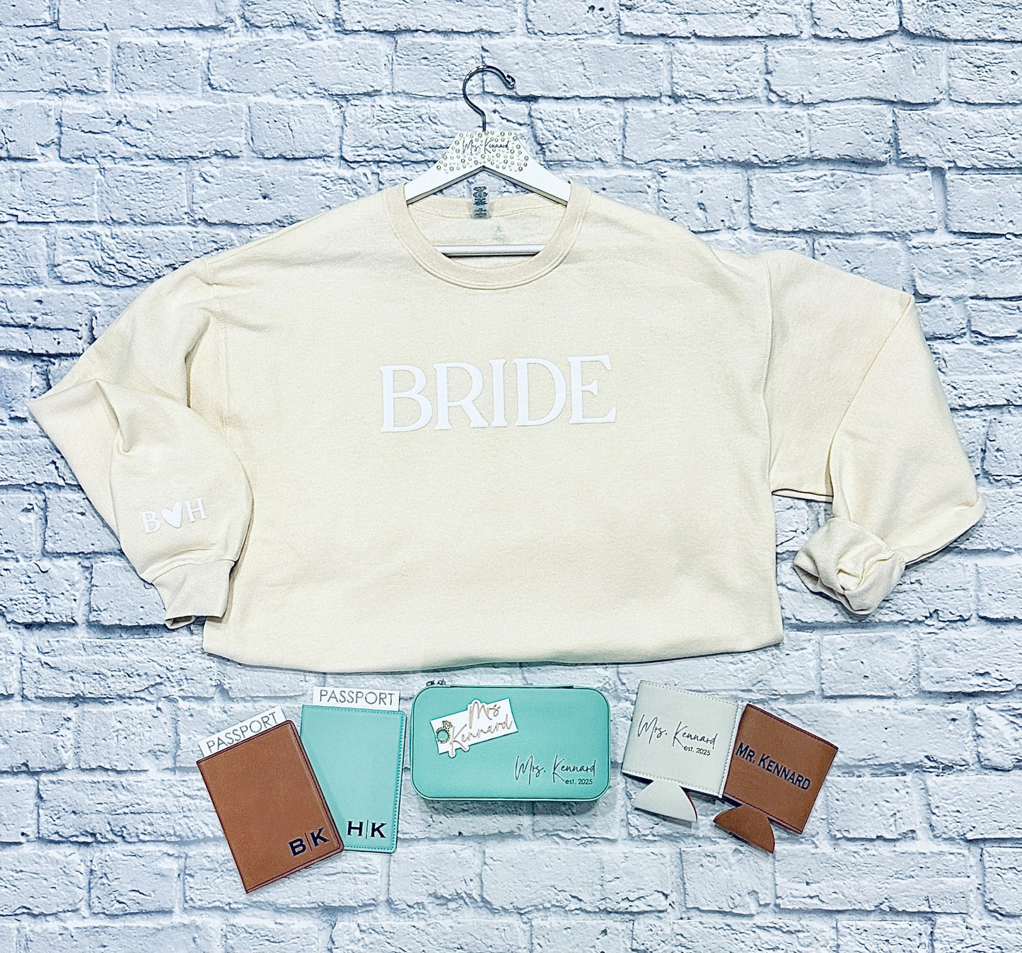 BRIDE Sweatshirt with Personalized Sleeve Initials - PUFF