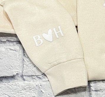 BRIDE Sweatshirt with Personalized Sleeve Initials - PUFF
