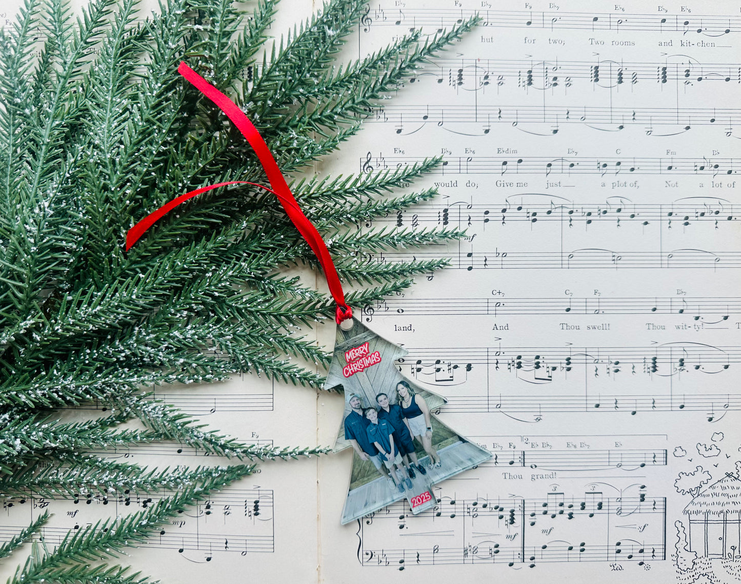 Acrylic Christmas Tree - Family Photo - Christmas Ornament